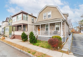 11 Meade St, West Orange, NJ 07052