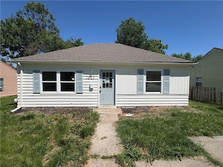 7921 Park Ave, Kansas City, MO 64132