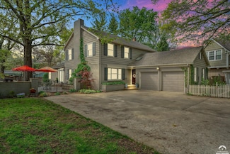 1655 Stratford Rd, Lawrence, KS 66044