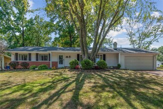 12696 Markaire Dr, Saint Louis, MO 63146
