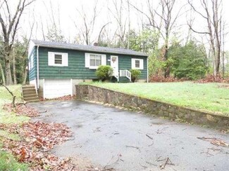 39 Little Alum Rd, Brimfield, MA 01010
