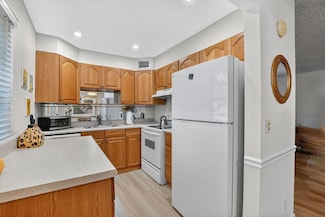 693 Burgundy O Unit 6930, Delray Beach, FL 33484