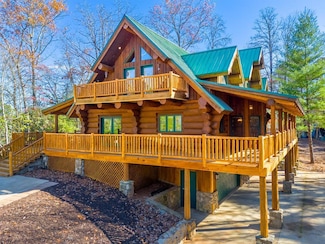 243 Wilkes Branch Ln, Franklin, NC 28734