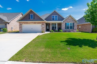 122 Willow Bank Cir, Decatur, AL 35603