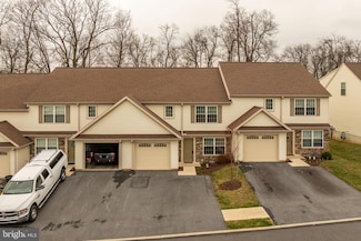 35 Maize Cir, Elizabethtown, PA 17022