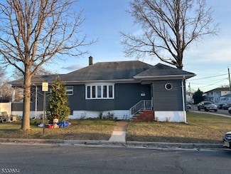 128 E 13th St, Linden, NJ 07036