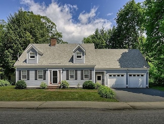 64 Summer Hill St, Springfield, VT 05156
