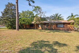 1423 Forest Ln, Saint Johns, FL 32259