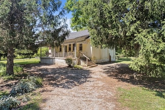 5953 Price Rd, Milford, OH 45150