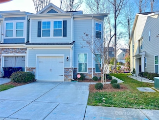 751 Little Bluestem Dr, Lake Wylie, SC 29710