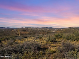 11425 S Hackberry Trail, Mayer, AZ 86333