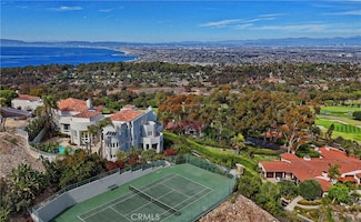 702 Via la Cuesta, Palos Verdes Estates, CA 90274
