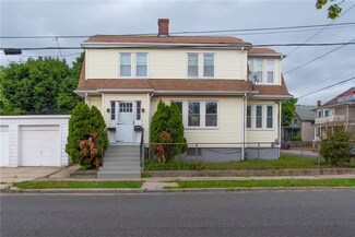 11 Thurston St, Providence, RI 02907