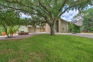 13634 Burning Tree Ln, Corpus Christi, TX 78410