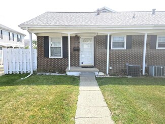8530 Spinnaker Way Unit 27, Ypsilanti, MI 48197