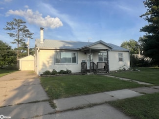 1005 S 5th St, Fairfield, IA 52556
