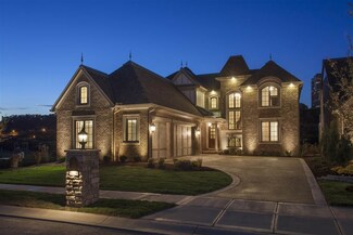 495 Manhattan Blvd, Dayton, KY 41074