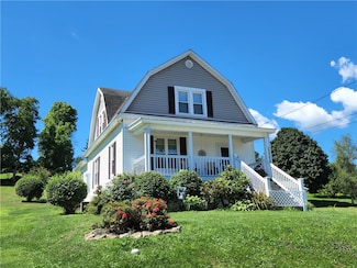 131 Pennsylvania Ave, California, PA 15419