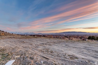 3851 W Mountaintop Cir Unit 5, Cedar Hills, UT 84062
