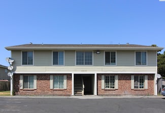 6818 W 1st Ave Unit B, Kennewick, WA 99336