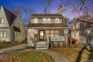 724 W Cambourne St, Ferndale, MI 48220