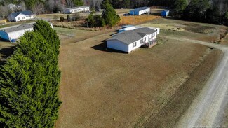 85 Mannsfield Ln, Broadway, NC 27505