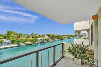 9800 W Bay Harbor Dr Unit 401, Bay Harbor Islands, FL 33154