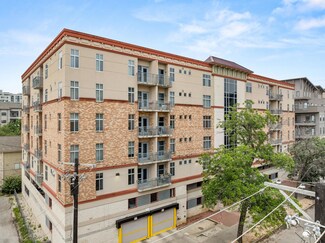 711 W 26th St Unit 303, Austin, TX 78705