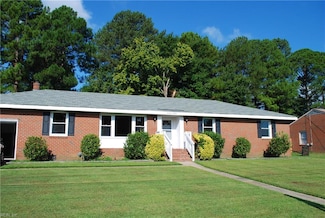 1916 Rosemary Ln, Chesapeake, VA 23321