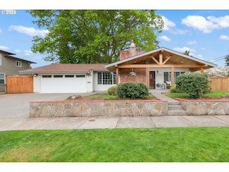2246 C St, Forest Grove, OR 97116