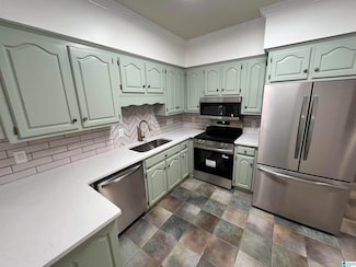 3041 Old Stone Dr, Birmingham, AL 35242