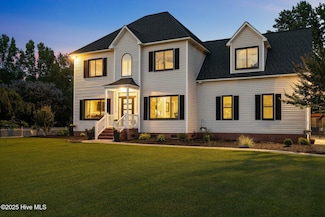 2221 Greaves Ct, Winterville, NC 28590