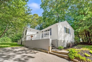 63 Briggs Ave, Plymouth, MA 02360