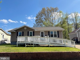 404 South St, Fredericksburg, VA 22401