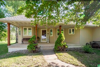 29985 Kale Dr, Le Mars, IA 51031