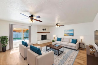 2912 Alcazar St NE, Albuquerque, NM 87110