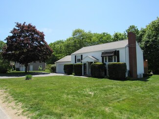 1 Ole Musket Rd, Scarborough, ME 04074