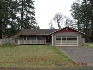 306 Country Estates Dr W, Rainier, WA 98576