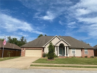 1903 Countryside Ln, Rogers, AR 72758