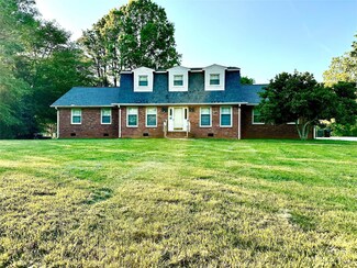 1503 Pamela Dr, Monroe, NC 28112