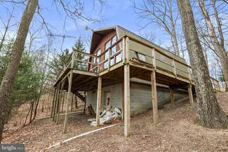 888 N Mountain Top Dr, Mc Connellsburg, PA 17233
