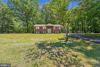 7009 Silver Maple Ct, Warrenton, VA 20187