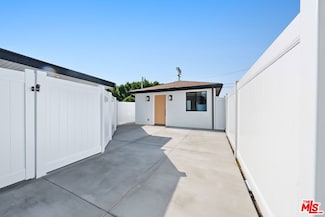 12257 Collins St, Los Angeles, CA 91607