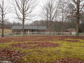 21540 Farmers Ln, Jetersville, VA 23083
