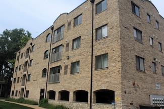 7335 Oakwood Ave Unit 4F, Lyons, IL 60534