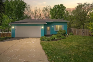 1907 Adams Ct, Northfield, MN 55057