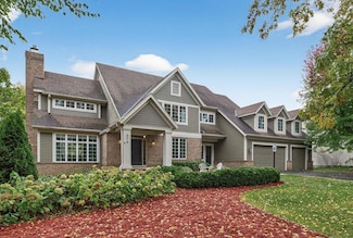 8019 Marsh Creek Rd, Woodbury, MN 55125