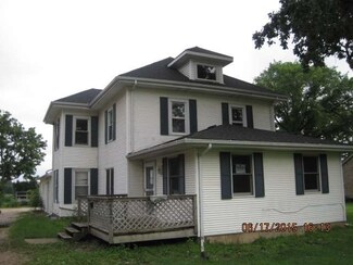 711 E Main St, Amboy, IL 61310