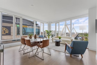 100 Lovejoy Wharf Unit 1, Boston, MA 02114