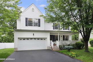 246 Church St, Belford, NJ 07718